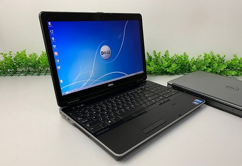 Màn hình laptop Dell Latitude E6540 sắc nét, tự nhiên