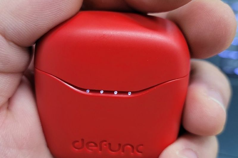 Review Defunc True Lite - Tai nghe True Wireless "giá hạt dẻ" nhỏ gọn, chống nước, chất âm "đỉnh" 10